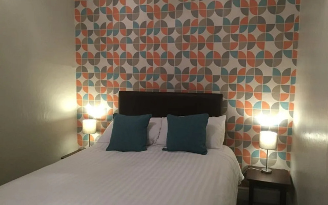 California Guest House