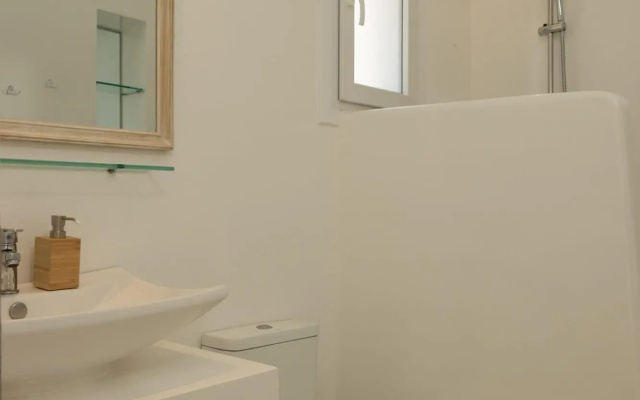 Luxury 1 Bedroom Apartment 1A