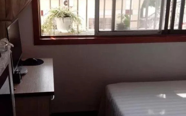 Qianshan Xinlong Homestay