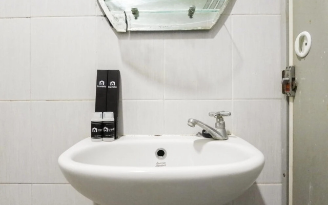 Cozy 2BR Apartement at Dian Regency
