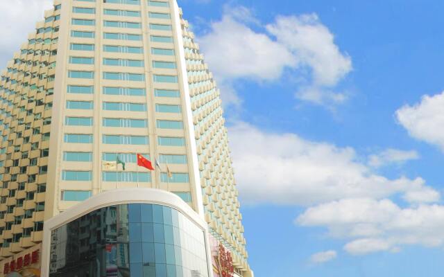 Grandview Hotel Macau вид на фасад