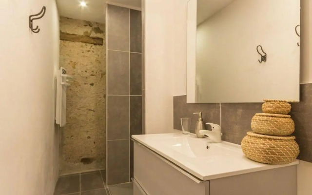 Gite Typique Au Cœur de Monnieres, Proche Sevre, Jardin Privatif, Wifi, Ideal Pour Peche Et Rando - Fr-1-306-985
