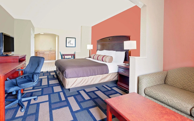 Quality Inn & Suites