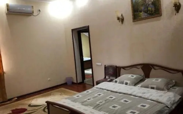 Rosa Samara Villa