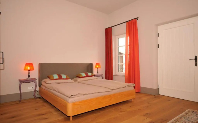 LANDHAUS-FURTH8