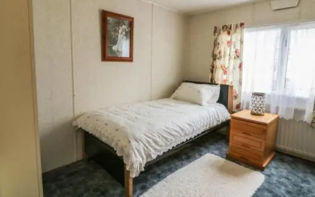The Lodge, Attleborough