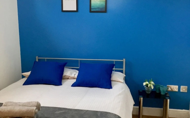 Two Bedroom Apartment In City Centre