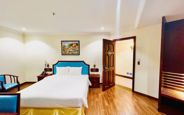 calyssa hotels & village
