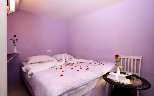 New 1415 China Town Guest House