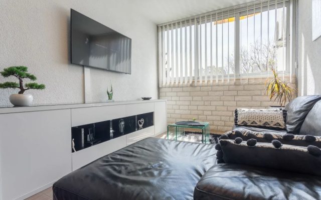 Split City Apartment