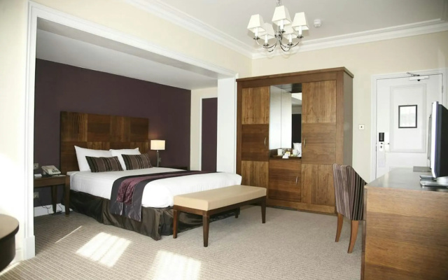 Regency Park Hotel