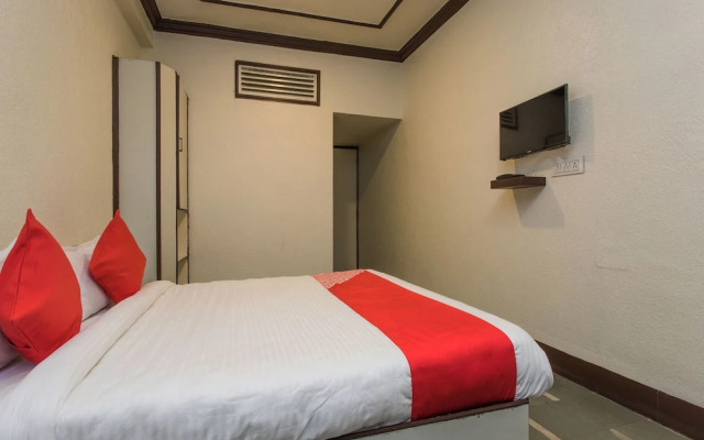 OYO 2760 Hotel Chanakya