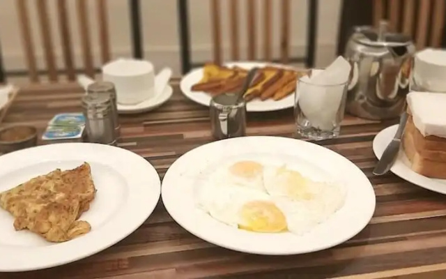 Mairona Hotels Gulberg