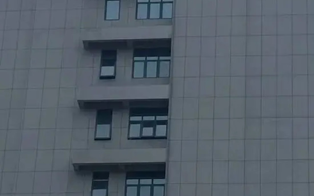 Anqing Yijia Business Hotel