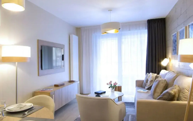 Apartment in Eclose With Mountain Views