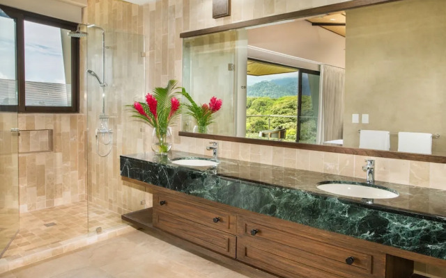 Hotel Three Sixty - Adults Only