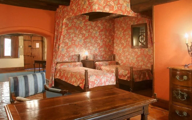 Hostellerie de Pérouges