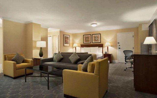 DoubleTree by Hilton Hotel Salt Lake City Airport