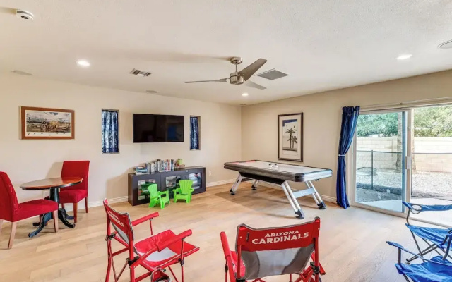Game Room + Pet-friendly Yard! Family Phoenix Gem