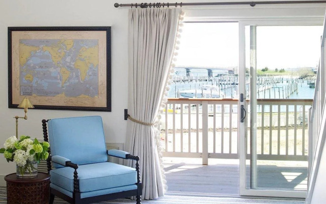 Faraway Sag Harbor