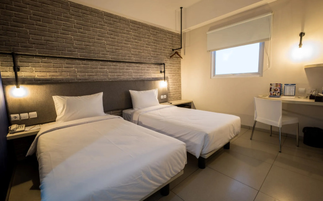 Hotel 88 Bekasi By WH