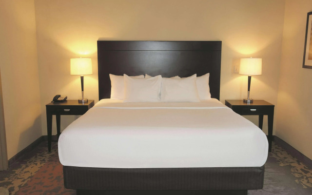 La Quinta Inn & Suites Eastland