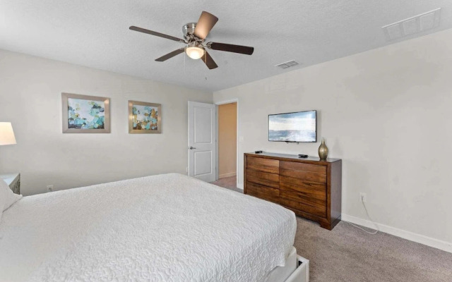 Lovely Family Home - 8 Min to Disney!
