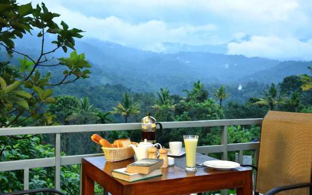 Mistletoe Homestay & Cafe