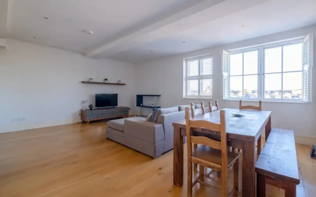 Stylish 1 Bedroom Apartment in Affluent Fulham