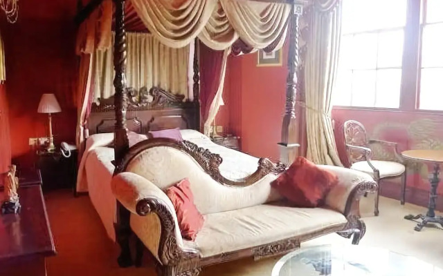 Royal Pavillion Townhouse Hotel