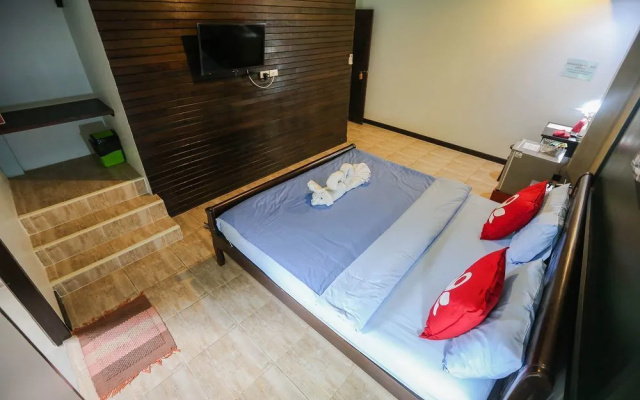 ZEN Rooms Changmoi Soi 2