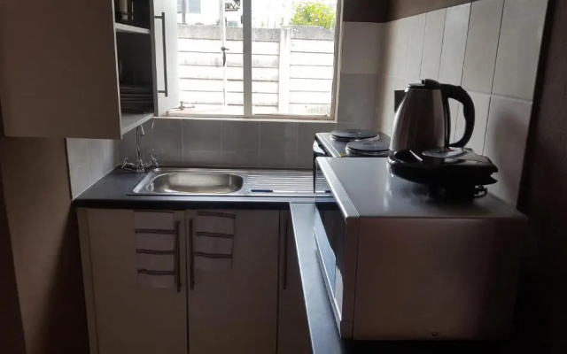 Let Us Accomodation (Adults Only)