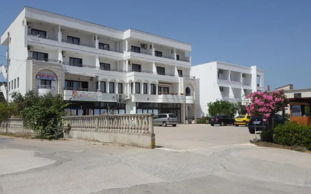Apartments & Studio Haxhibeti