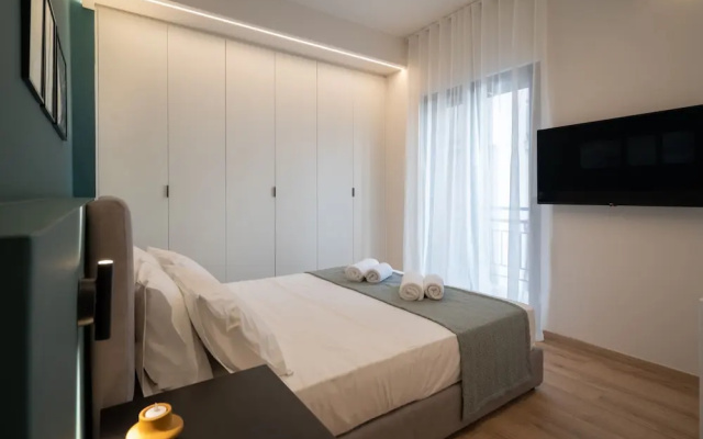 Io Suites