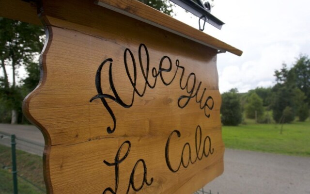 Отель Albergue La Cala Испания, Рибамонтан-аль-Мар - отзывы, цены и фото номеров - забронировать отель Albergue La Cala онлайн вид на фасад