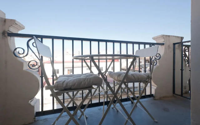 Granada Deluxe Apartments
