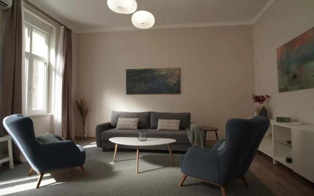 Yes Apartment, Belgrade Center