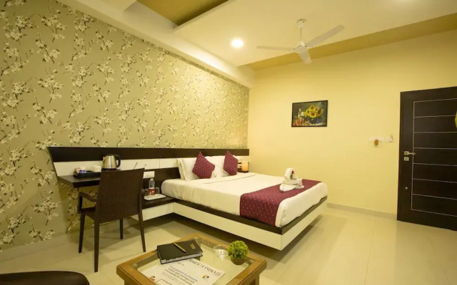 Hotel R K Renaissance