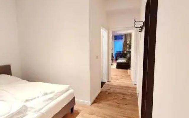 Spacious flat next to Goldbekkanal in Hamburg Winterhude