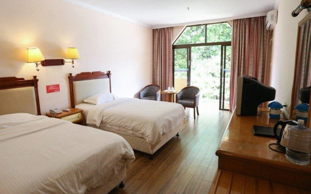 Zhuhai Yujingwan Holiday Hotel