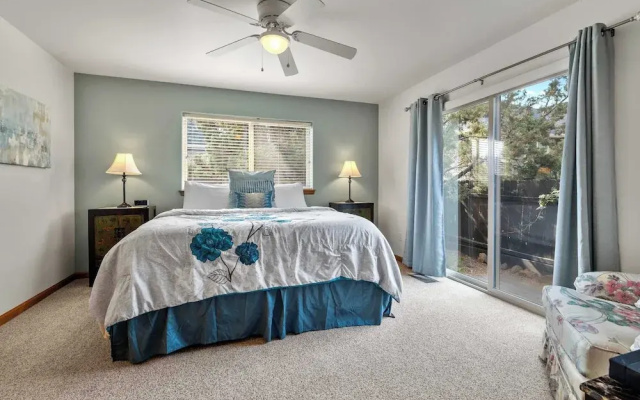 Taft at Old Mill - Pet-friendly & Near Downtown