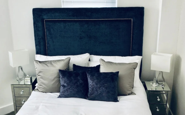 Snapos Luxury Serviced Apartments – Meridian House - Bedford