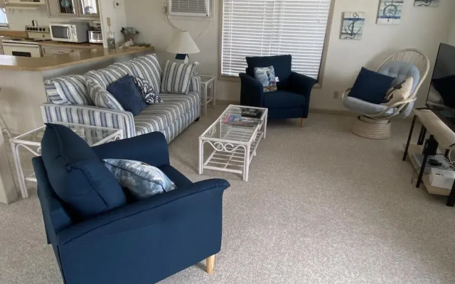 Montego Bay - South Ocean Drive 203 3 Bedroom Home by RedAwning