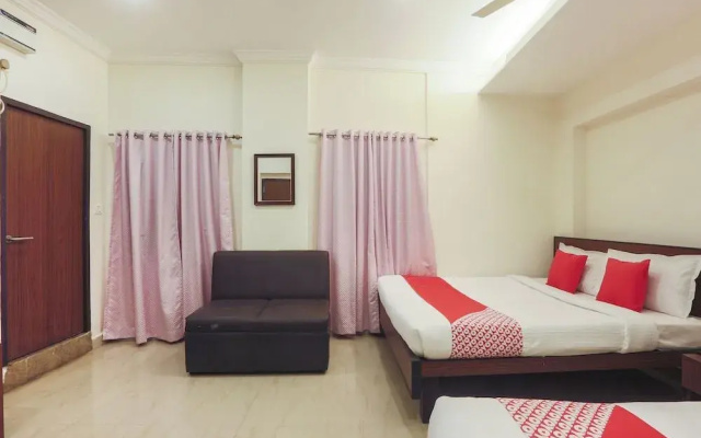 OYO 48277 Royal Kings Guest House