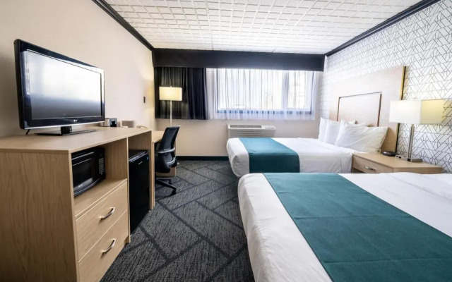 Sternwheeler Hotel & Conference Centre, Trademark by Wyndham