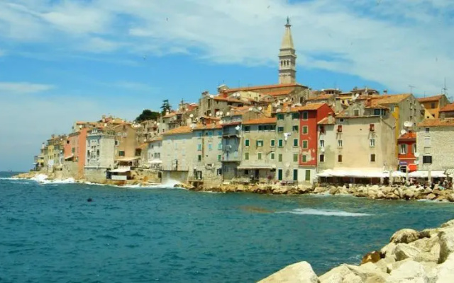 Apartments Riva 60