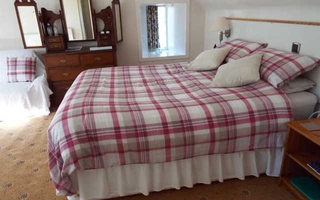 Inchbae Lodge Inn