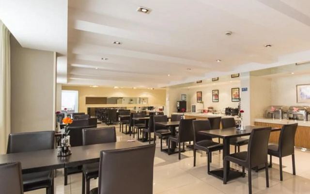 Bell  Drum Tower Hotel