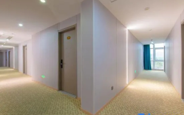 Taizhou xuanyuange Hotel (Linhai Yintai City store)