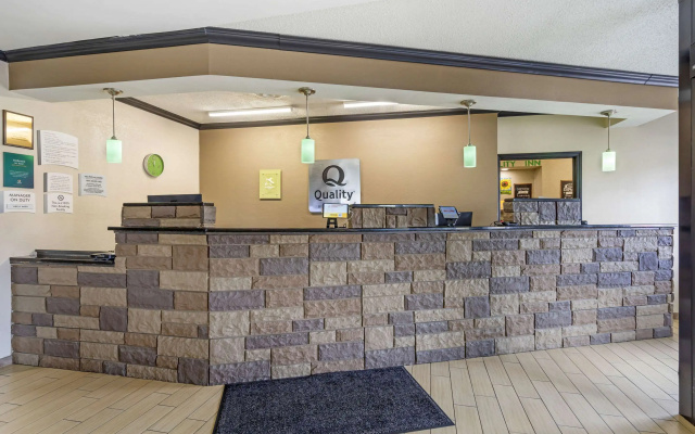 Quality Inn & Suites Delaware South
